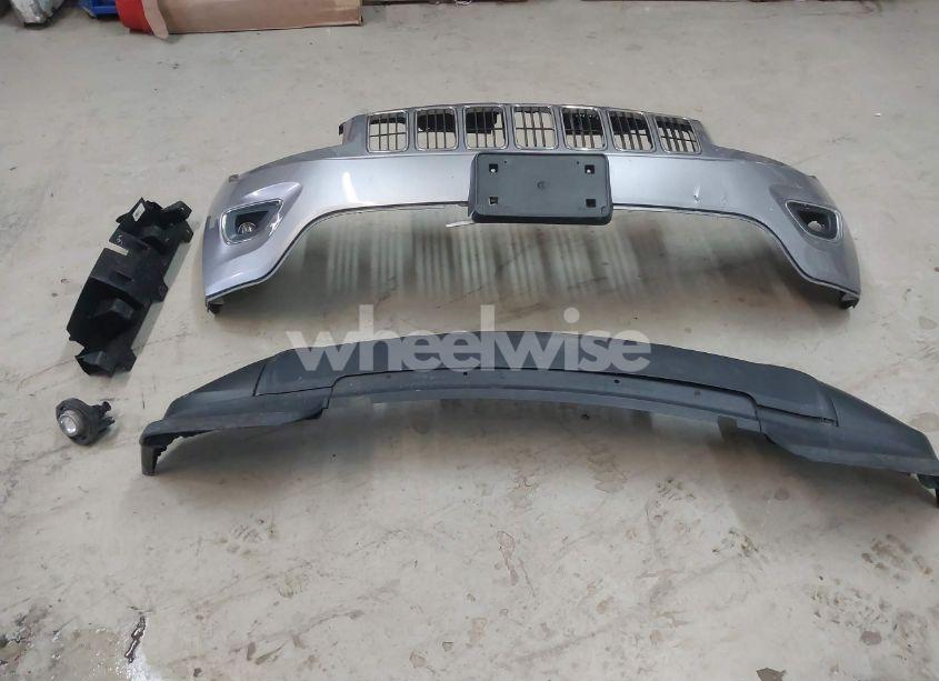 Photo 12 of 2014 Jeep Grand CHEROKEE LAREDO (VIN 1C4RJFAG9EC156546)