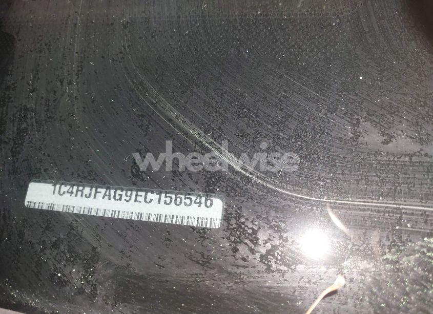 Photo 9 of 2014 Jeep Grand CHEROKEE LAREDO (VIN 1C4RJFAG9EC156546)