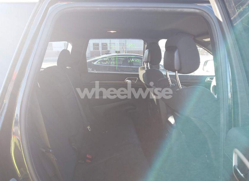 Photo 8 of 2014 Jeep Grand CHEROKEE LAREDO (VIN 1C4RJFAG9EC205180)