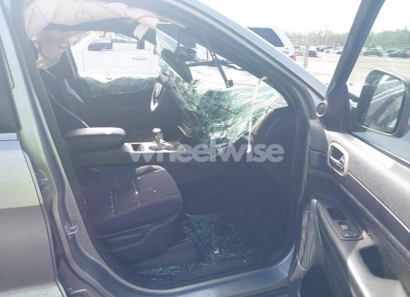 Photo 5 of 2014 Jeep Grand CHEROKEE LAREDO (VIN 1C4RJFAG9EC257120)