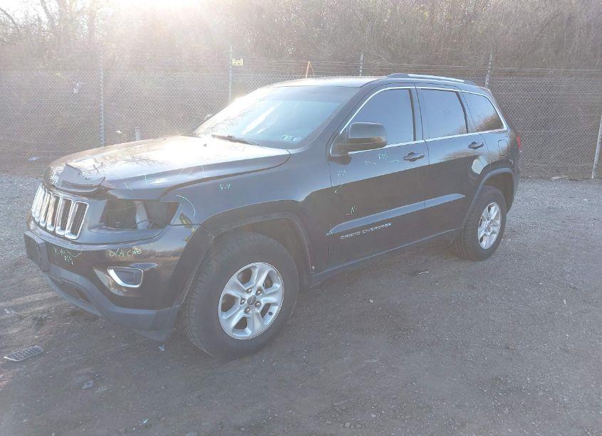 Photo 2 of 2015 Jeep Grand CHEROKEE LAREDO (VIN 1C4RJFAG9FC173753)