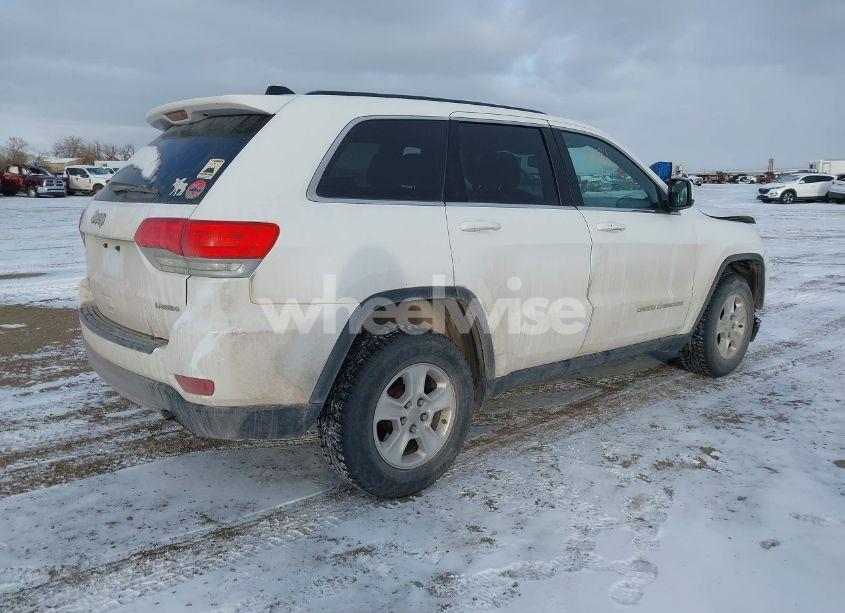 Photo 4 of 2015 Jeep Grand CHEROKEE LAREDO (VIN 1C4RJFAG9FC234146)