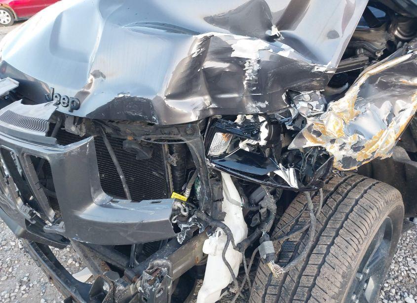 Photo 10 of 2015 Jeep Grand CHEROKEE ALTITUDE (VIN 1C4RJFAG9FC659771)