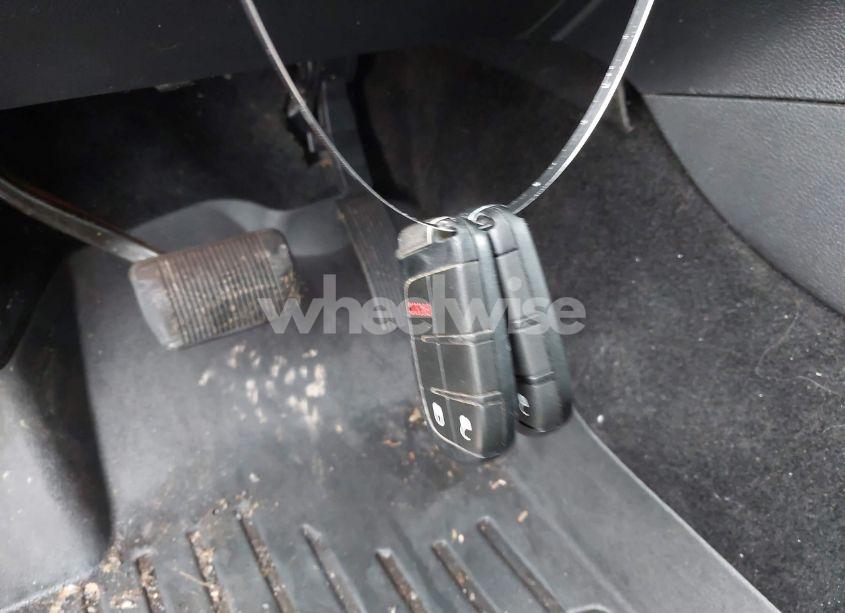 Photo 11 of 2015 Jeep Grand CHEROKEE LAREDO (VIN 1C4RJFAG9FC935933)