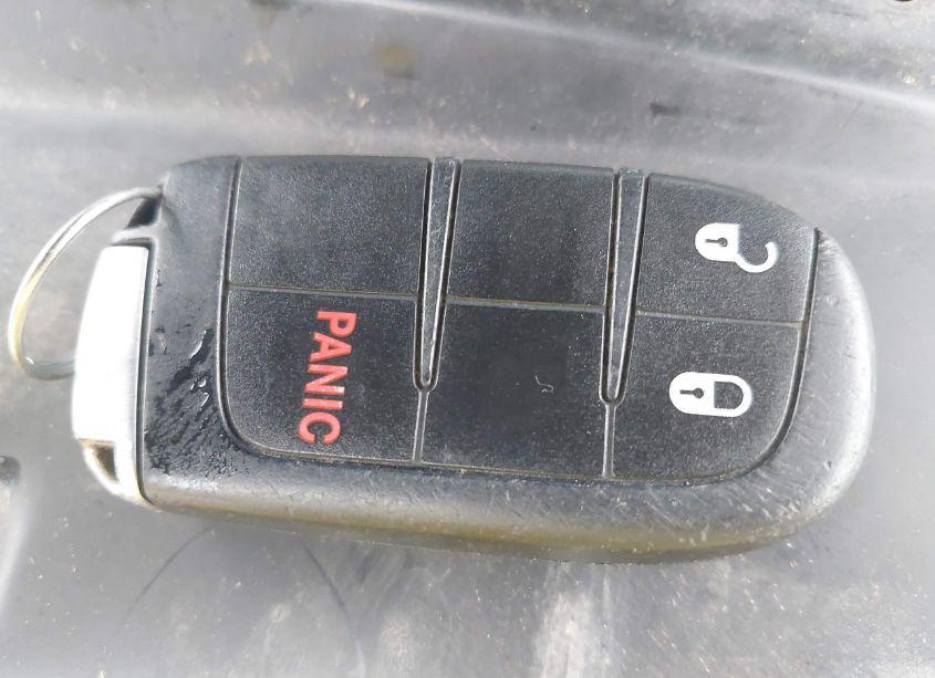 Photo 11 of 2016 Jeep Grand CHEROKEE LAREDO (VIN 1C4RJFAG9GC332384)