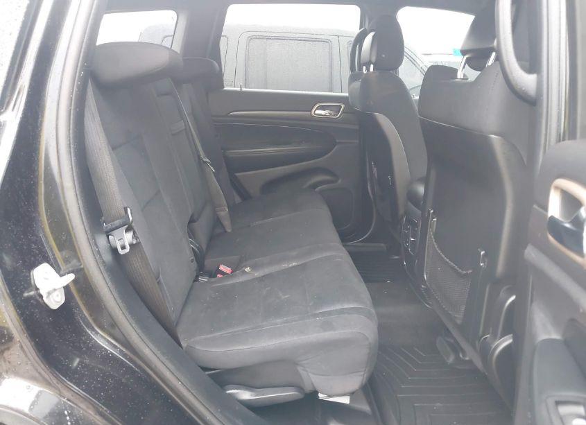 Photo 8 of 2016 Jeep Grand CHEROKEE LAREDO (VIN 1C4RJFAG9GC332384)