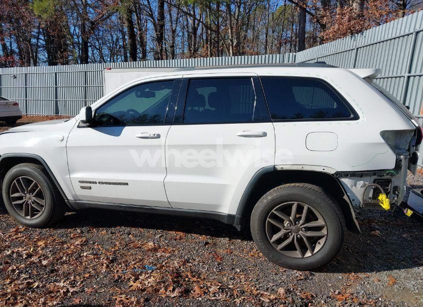 Photo 15 of 2016 Jeep Grand CHEROKEE 75TH ANNIVERSARY (VIN 1C4RJFAG9GC427964)
