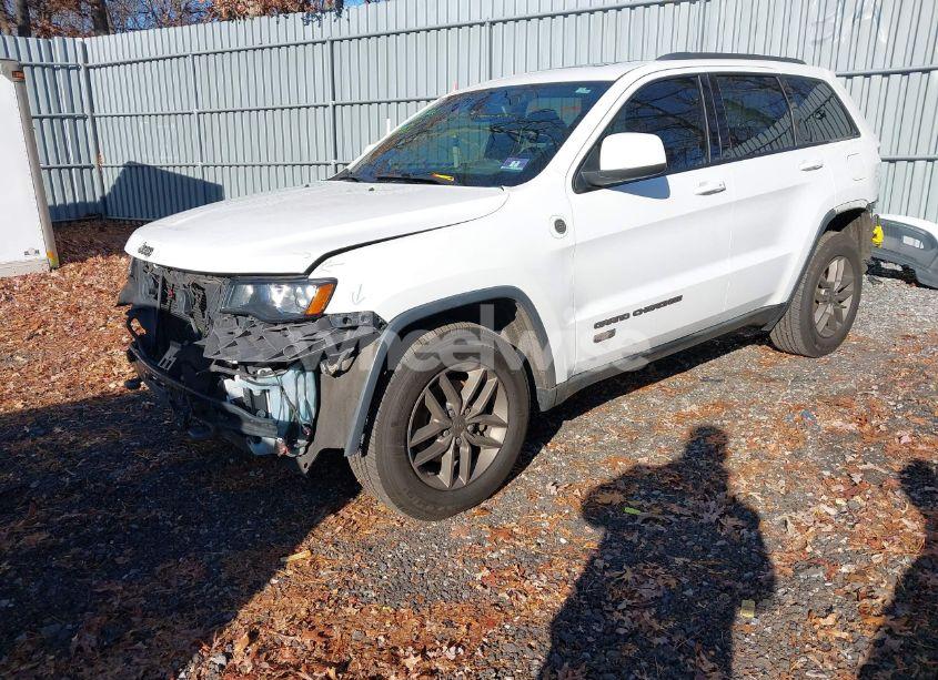 Photo 2 of 2016 Jeep Grand CHEROKEE 75TH ANNIVERSARY (VIN 1C4RJFAG9GC427964)
