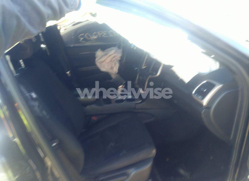 Photo 5 of 2017 Jeep Grand CHEROKEE LAREDO 4X4 (VIN 1C4RJFAG9HC637255)