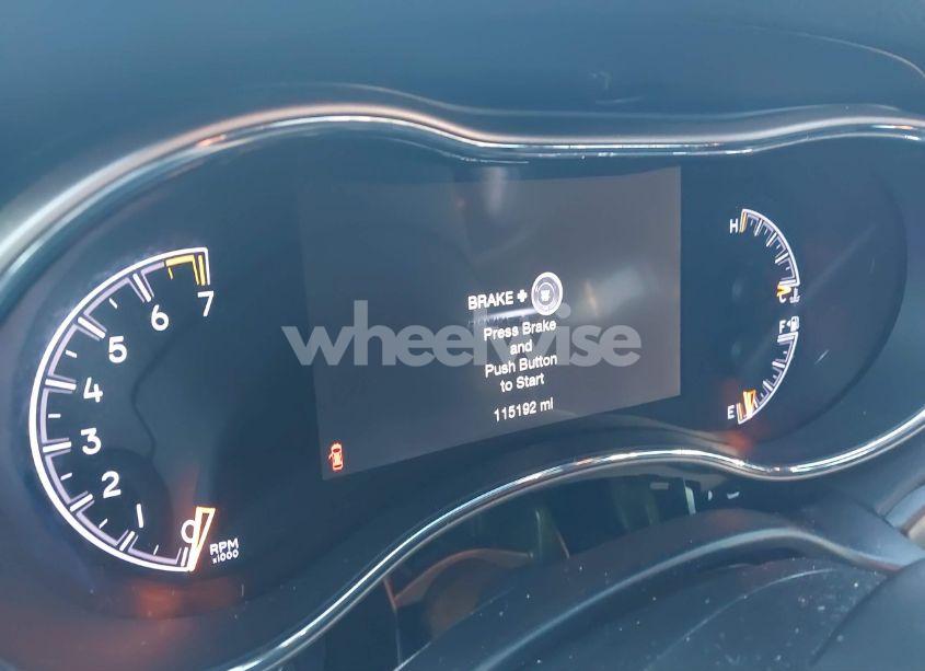 Photo 7 of 2017 Jeep Grand CHEROKEE LAREDO 4X4 (VIN 1C4RJFAG9HC637255)