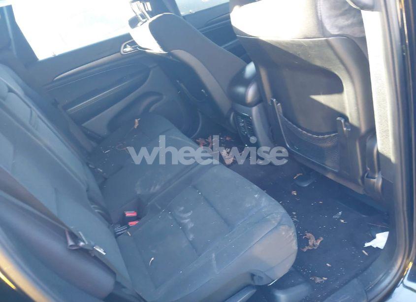 Photo 8 of 2017 Jeep Grand CHEROKEE LAREDO 4X4 (VIN 1C4RJFAG9HC637255)