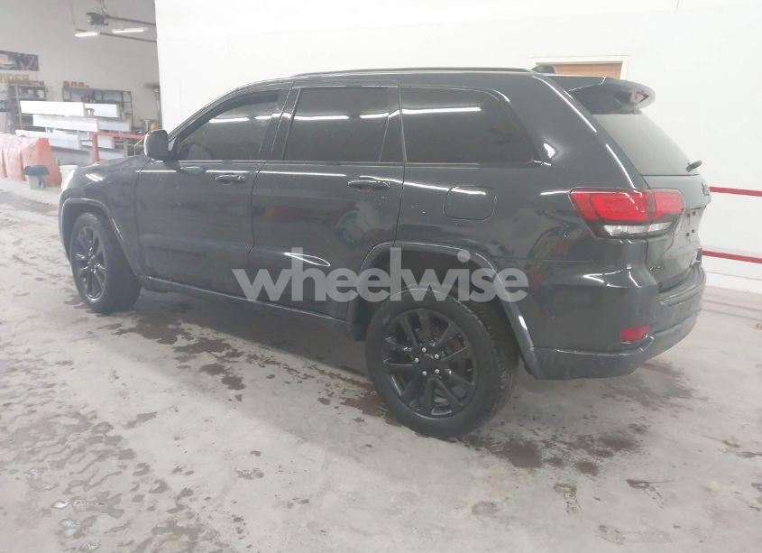 Photo 3 of 2017 Jeep Grand CHEROKEE ALTITUDE 4X4 (VIN 1C4RJFAG9HC886171)