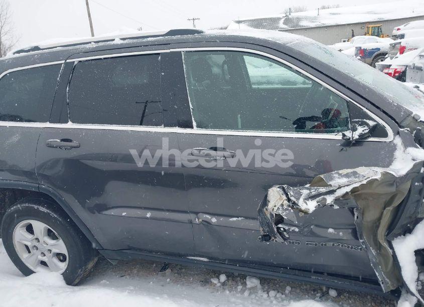 Photo 13 of 2017 Jeep Grand CHEROKEE LAREDO 4X4 (VIN 1C4RJFAG9HC901896)