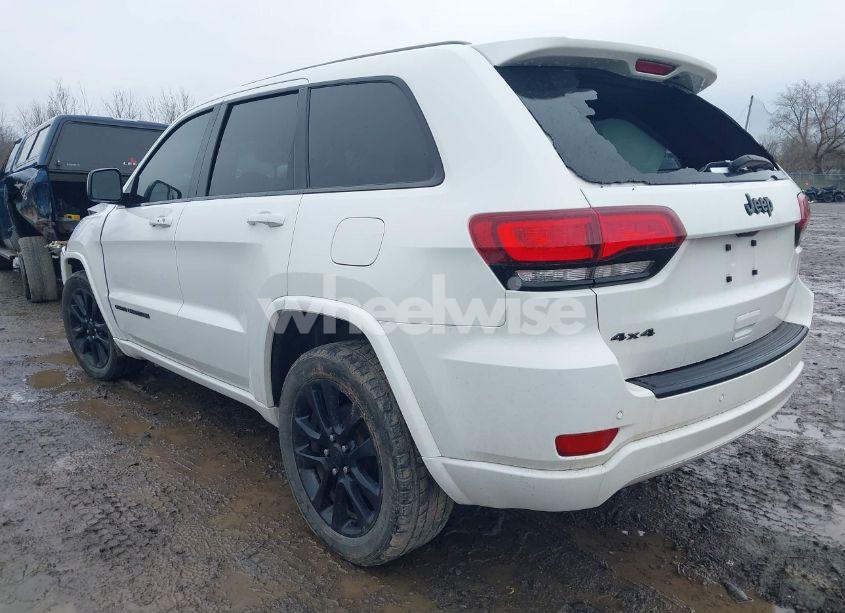 Photo 3 of 2017 Jeep Grand CHEROKEE ALTITUDE 4X4 (VIN 1C4RJFAG9HC946689)