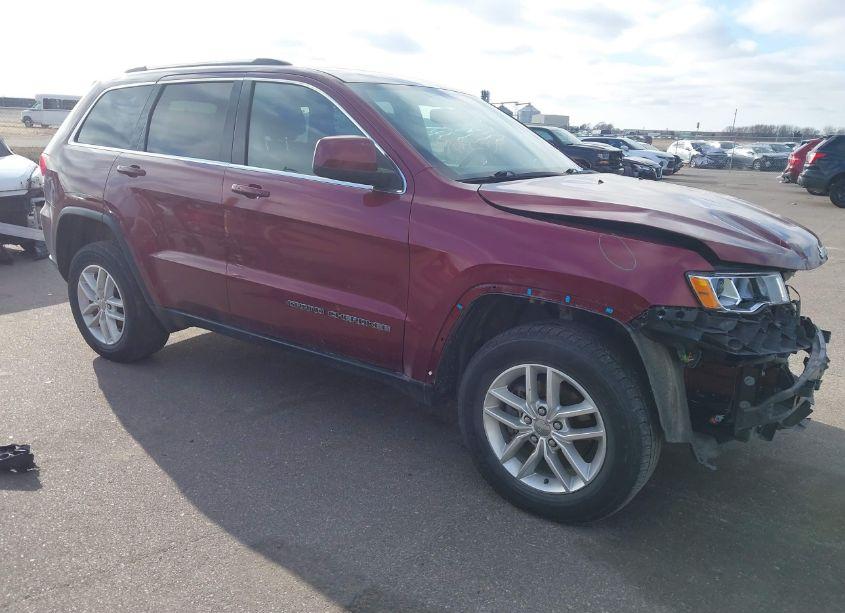 2017 Jeep Grand CHEROKEE LAREDO 4X4 (VIN 1C4RJFAG9HC946952) main photo