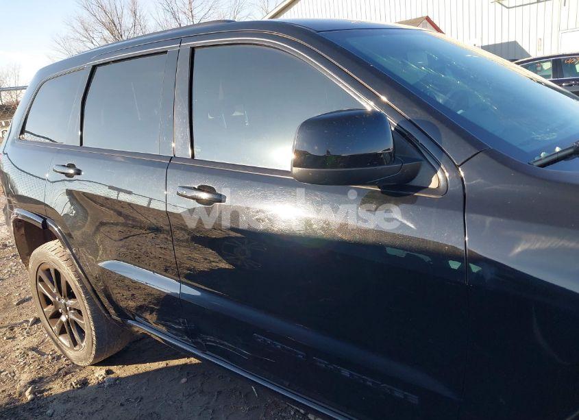 Photo 14 of 2018 Jeep Grand CHEROKEE ALTITUDE 4X4 (VIN 1C4RJFAG9JC102724)