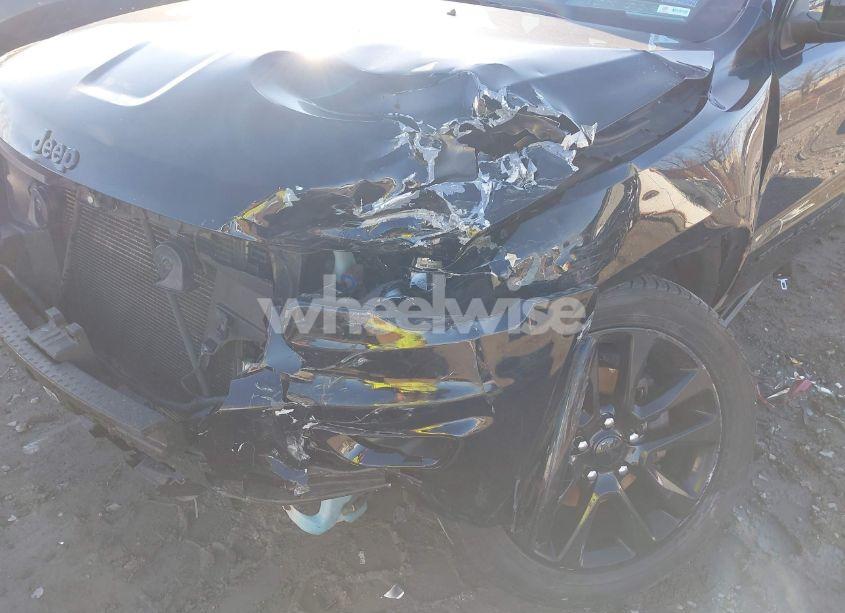 Photo 6 of 2018 Jeep Grand CHEROKEE ALTITUDE 4X4 (VIN 1C4RJFAG9JC102724)