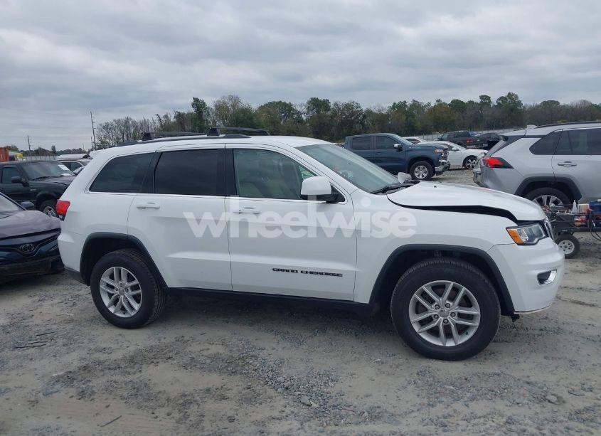 Photo 13 of 2018 Jeep Grand CHEROKEE LAREDO E 4X4 (VIN 1C4RJFAG9JC191453)