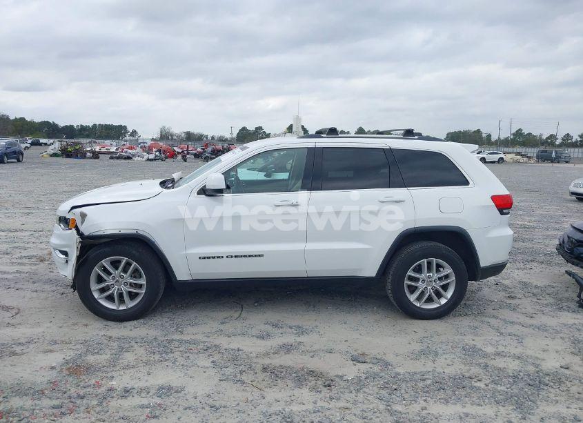 Photo 14 of 2018 Jeep Grand CHEROKEE LAREDO E 4X4 (VIN 1C4RJFAG9JC191453)