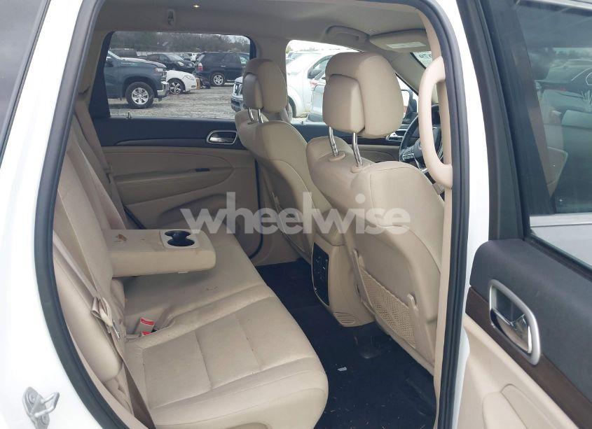 Photo 8 of 2018 Jeep Grand CHEROKEE LAREDO E 4X4 (VIN 1C4RJFAG9JC191453)