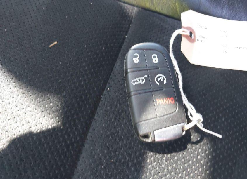 Photo 11 of 2018 Jeep Grand CHEROKEE ALTITUDE 4X4 (VIN 1C4RJFAG9JC203617)