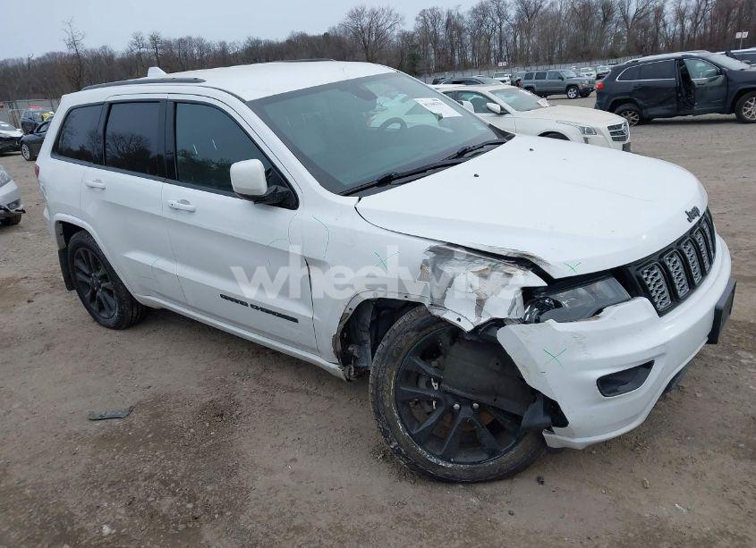 2018 Jeep Grand CHEROKEE ALTITUDE 4X4 (VIN 1C4RJFAG9JC350858) main photo