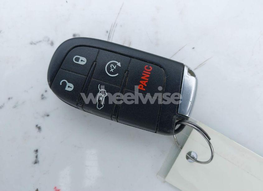 Photo 11 of 2018 Jeep Grand CHEROKEE ALTITUDE 4X4 (VIN 1C4RJFAG9JC350858)