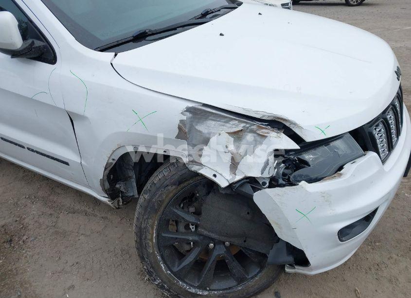 Photo 18 of 2018 Jeep Grand CHEROKEE ALTITUDE 4X4 (VIN 1C4RJFAG9JC350858)