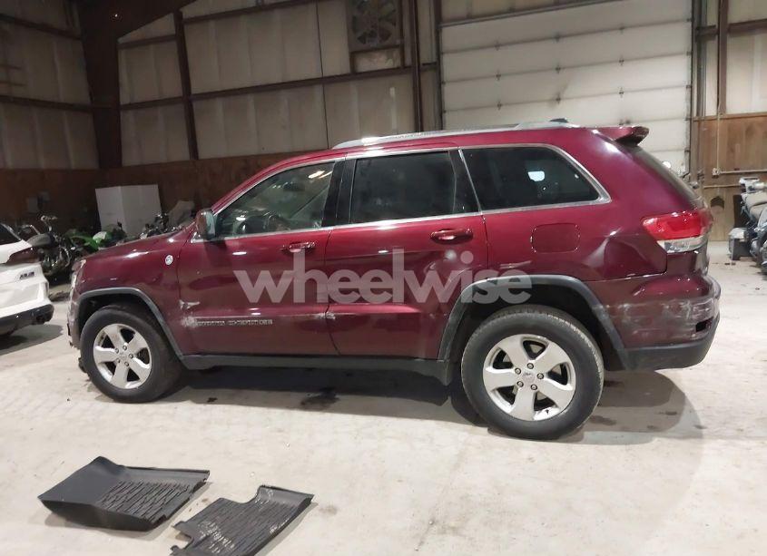 Photo 14 of 2018 Jeep Grand CHEROKEE LAREDO E 4X4 (VIN 1C4RJFAG9JC359284)