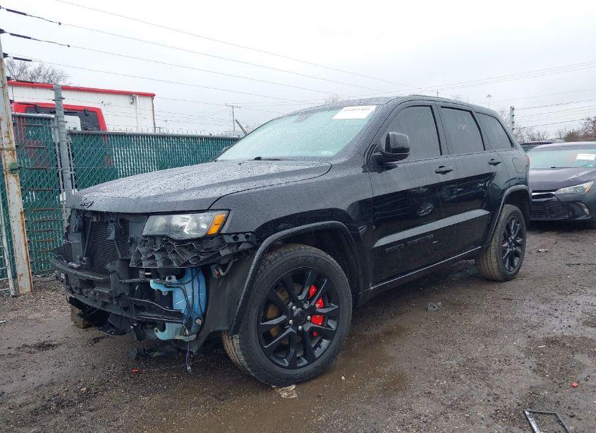 Photo 2 of 2018 Jeep Grand CHEROKEE ALTITUDE 4X4 (VIN 1C4RJFAG9JC391068)