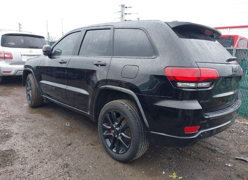 Photo 3 of 2018 Jeep Grand CHEROKEE ALTITUDE 4X4 (VIN 1C4RJFAG9JC391068)