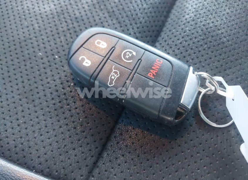 Photo 11 of 2018 Jeep Grand CHEROKEE ALTITUDE 4X4 (VIN 1C4RJFAG9JC492062)