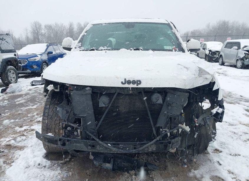 Photo 12 of 2019 Jeep Grand CHEROKEE ALTITUDE 4X4 (VIN 1C4RJFAG9KC562337)