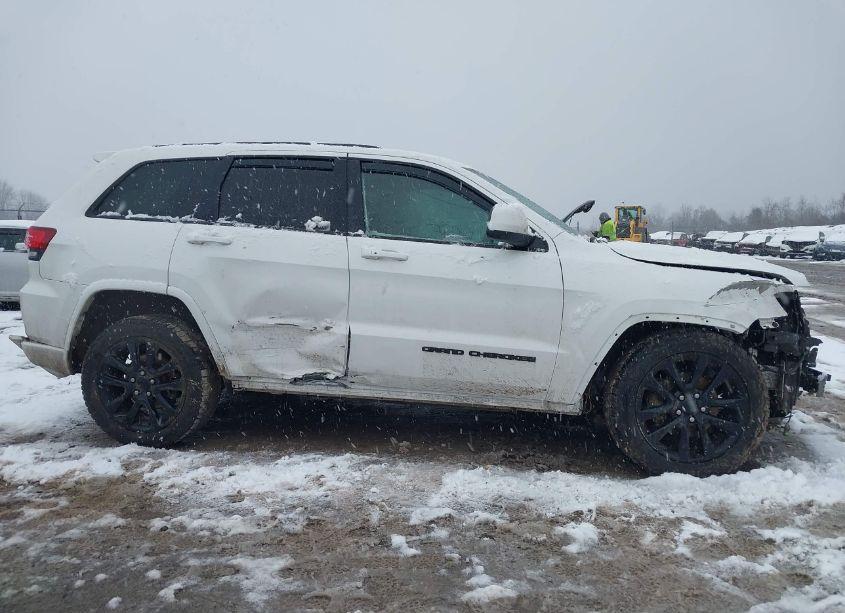 Photo 13 of 2019 Jeep Grand CHEROKEE ALTITUDE 4X4 (VIN 1C4RJFAG9KC562337)