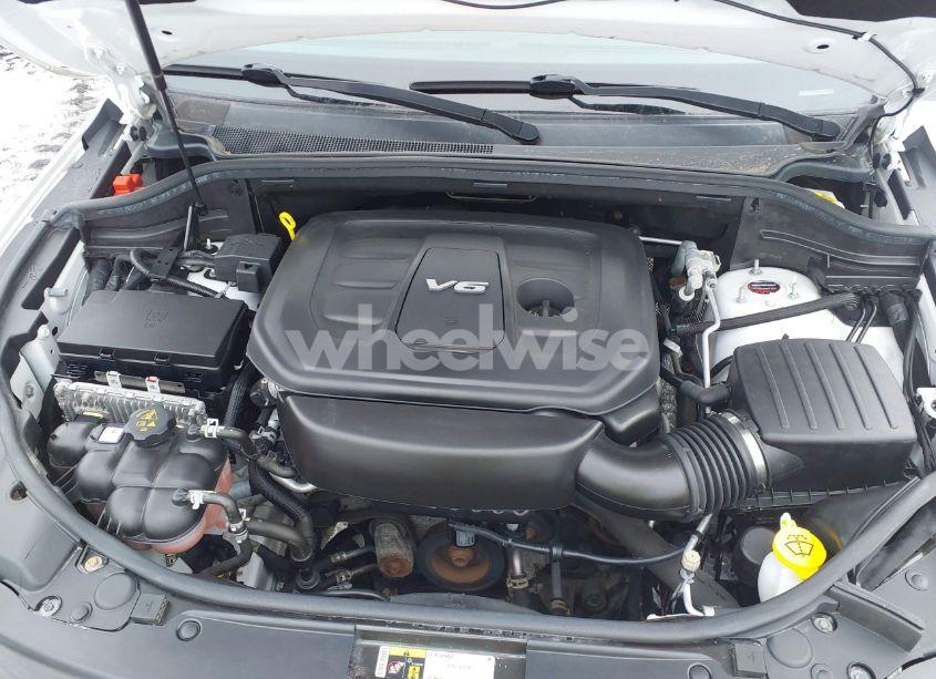 Photo 10 of 2019 Jeep Grand CHEROKEE LAREDO E 4X4 (VIN 1C4RJFAG9KC591515)