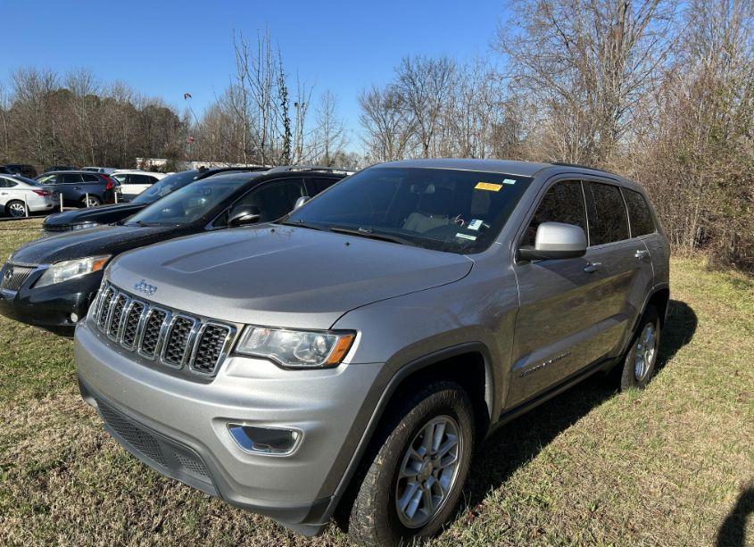 Photo 2 of 2019 Jeep Grand CHEROKEE (VIN 1C4RJFAG9KC635562)