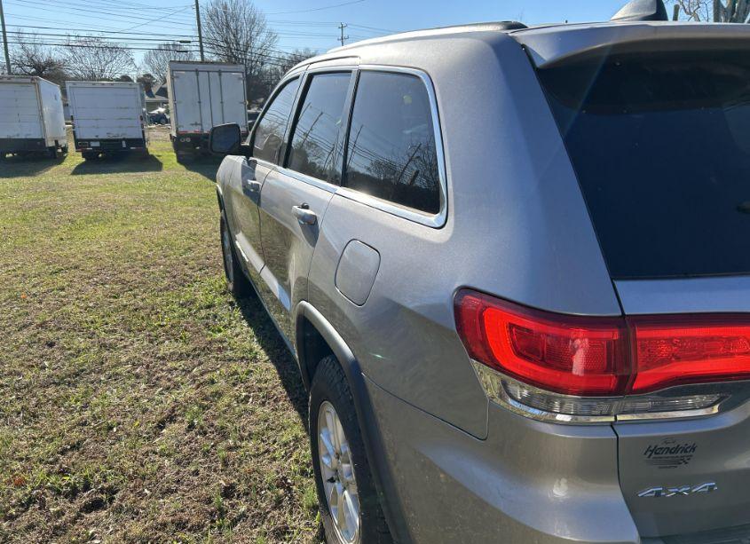 Photo 3 of 2019 Jeep Grand CHEROKEE (VIN 1C4RJFAG9KC635562)