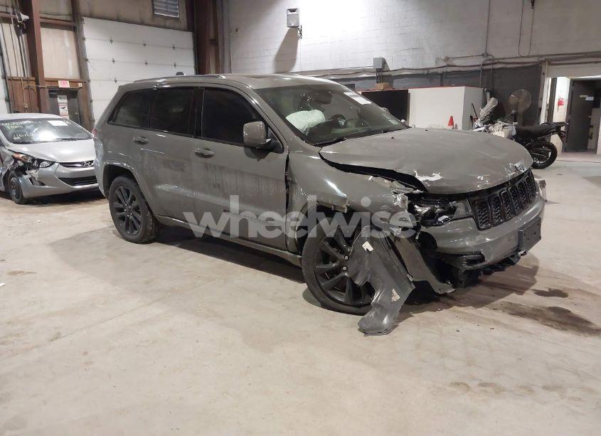 2019 Jeep Grand CHEROKEE ALTITUDE 4X4 (VIN 1C4RJFAG9KC667394) main photo