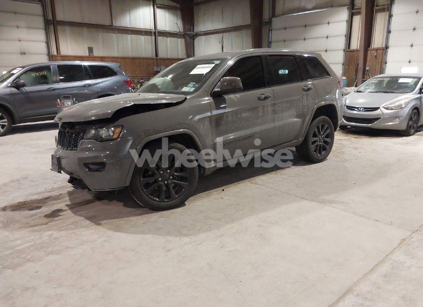 Photo 2 of 2019 Jeep Grand CHEROKEE ALTITUDE 4X4 (VIN 1C4RJFAG9KC667394)