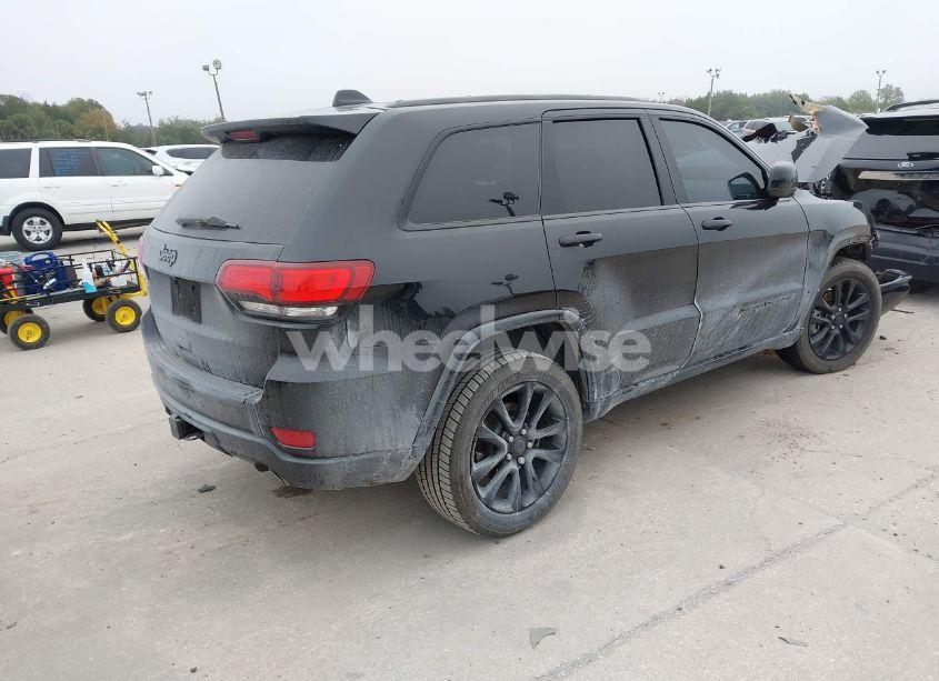 Photo 4 of 2021 Jeep Grand CHEROKEE LAREDO X 4X4 (VIN 1C4RJFAG9MC687972)