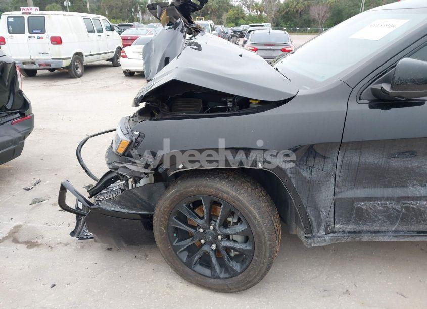 Photo 6 of 2021 Jeep Grand CHEROKEE LAREDO X 4X4 (VIN 1C4RJFAG9MC687972)