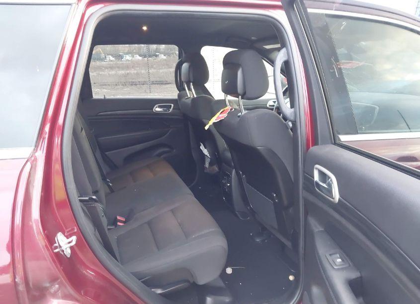 Photo 8 of 2021 Jeep Grand CHEROKEE LAREDO E 4X4 (VIN 1C4RJFAG9MC692251)