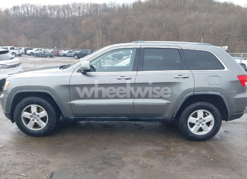 Photo 14 of 2012 Jeep Grand CHEROKEE LAREDO (VIN 1C4RJFAGXCC118823)