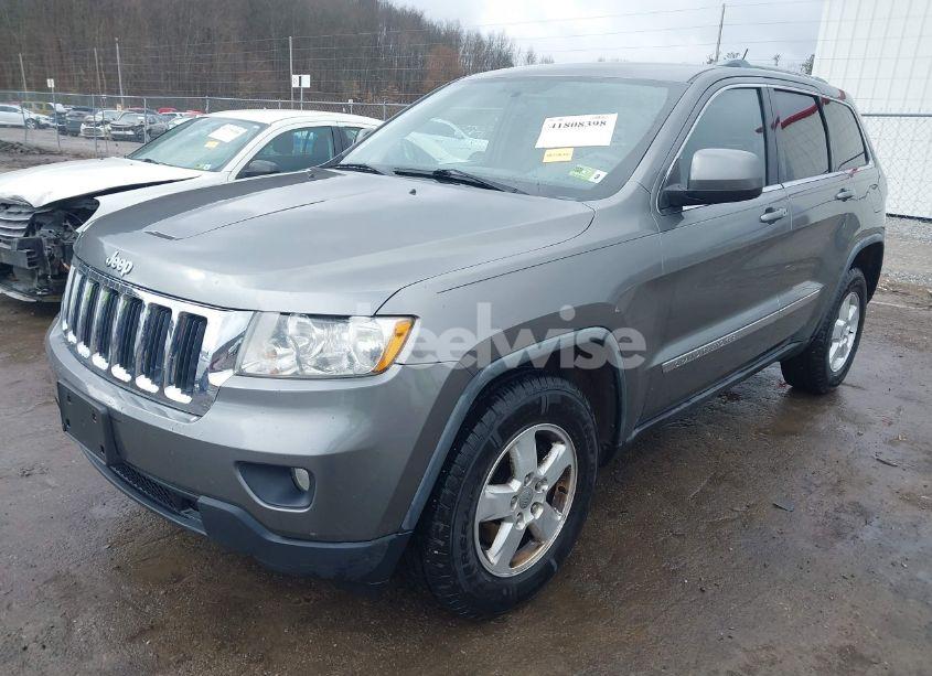 Photo 2 of 2012 Jeep Grand CHEROKEE LAREDO (VIN 1C4RJFAGXCC118823)