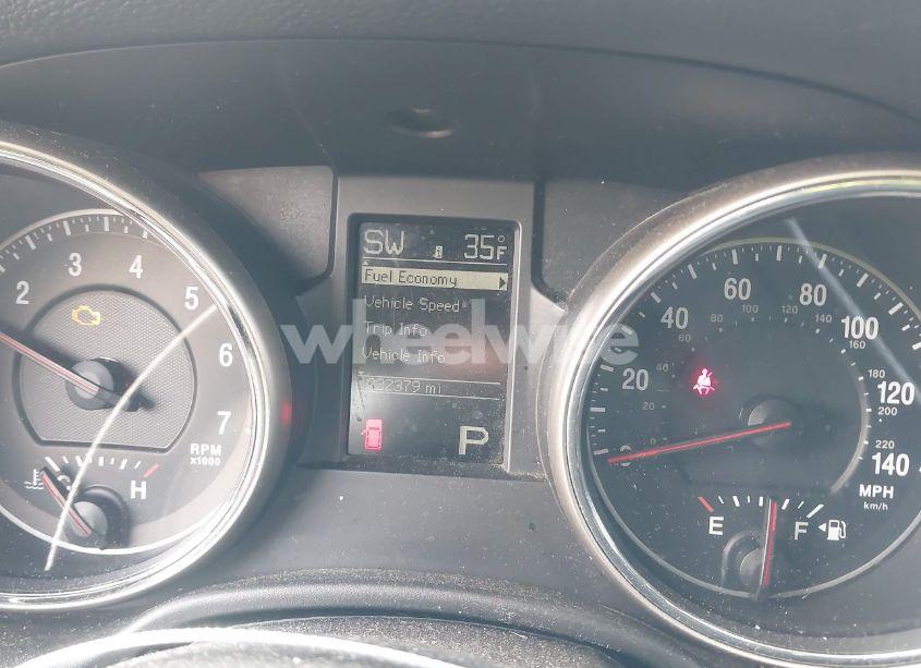 Photo 7 of 2012 Jeep Grand CHEROKEE LAREDO (VIN 1C4RJFAGXCC166225)