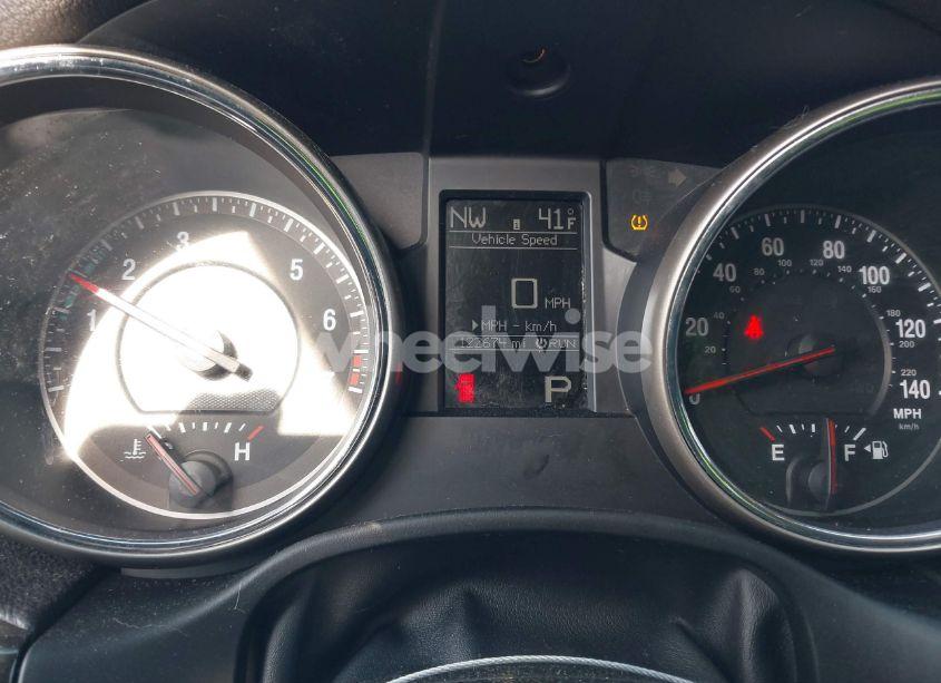 Photo 7 of 2012 Jeep Grand CHEROKEE LAREDO (VIN 1C4RJFAGXCC219599)