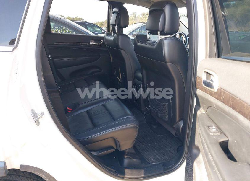 Photo 8 of 2012 Jeep Grand CHEROKEE LAREDO (VIN 1C4RJFAGXCC219599)