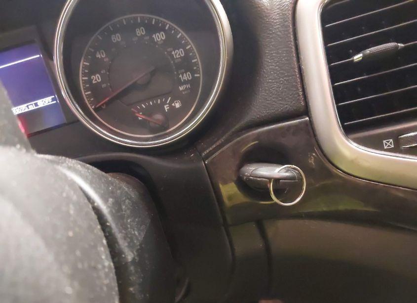 Photo 11 of 2012 Jeep Grand CHEROKEE LAREDO (VIN 1C4RJFAGXCC274621)