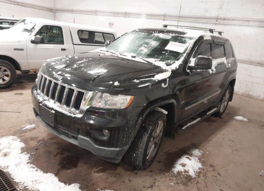 Photo 2 of 2012 Jeep Grand CHEROKEE LAREDO (VIN 1C4RJFAGXCC274621)
