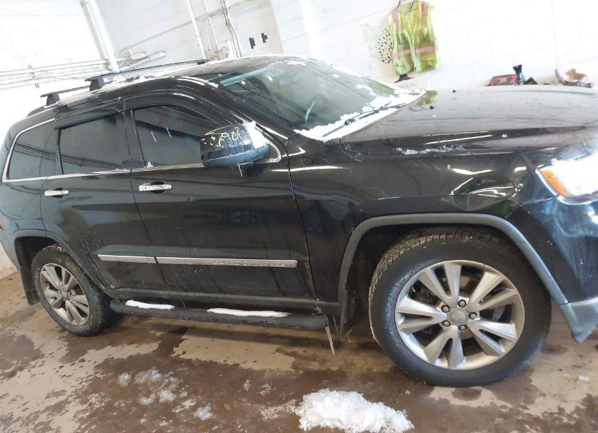 Photo 6 of 2012 Jeep Grand CHEROKEE LAREDO (VIN 1C4RJFAGXCC274621)